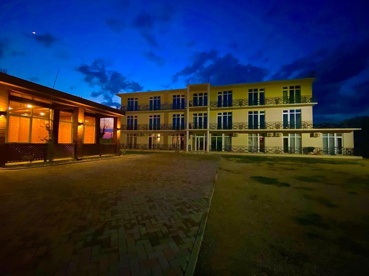 Бугенвиллея Lidzava Extérieur photo