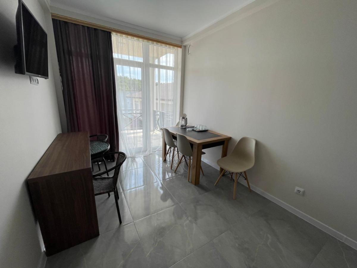 Бугенвиллея Lidzava Extérieur photo